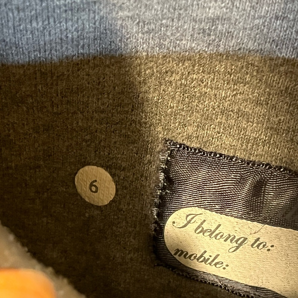 Lululemon jacket - Picture 4 of 7